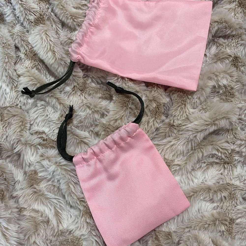 Kate Spade Blush Pink Satin small jewelry pouches / drawstring dust bags lk new - Picture 7 of 14